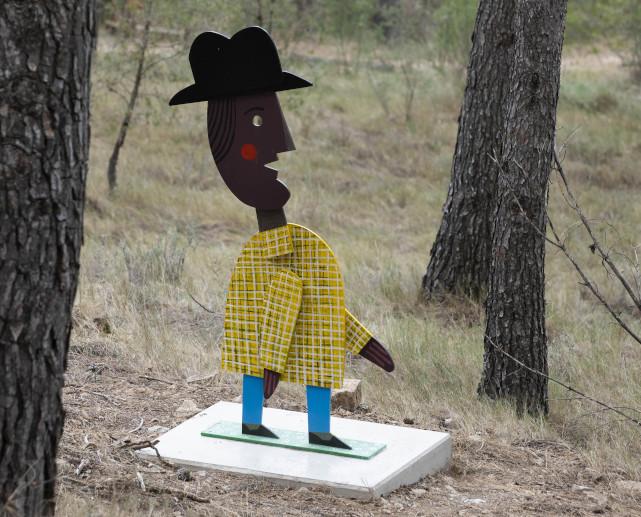 Imagen Señor paseando